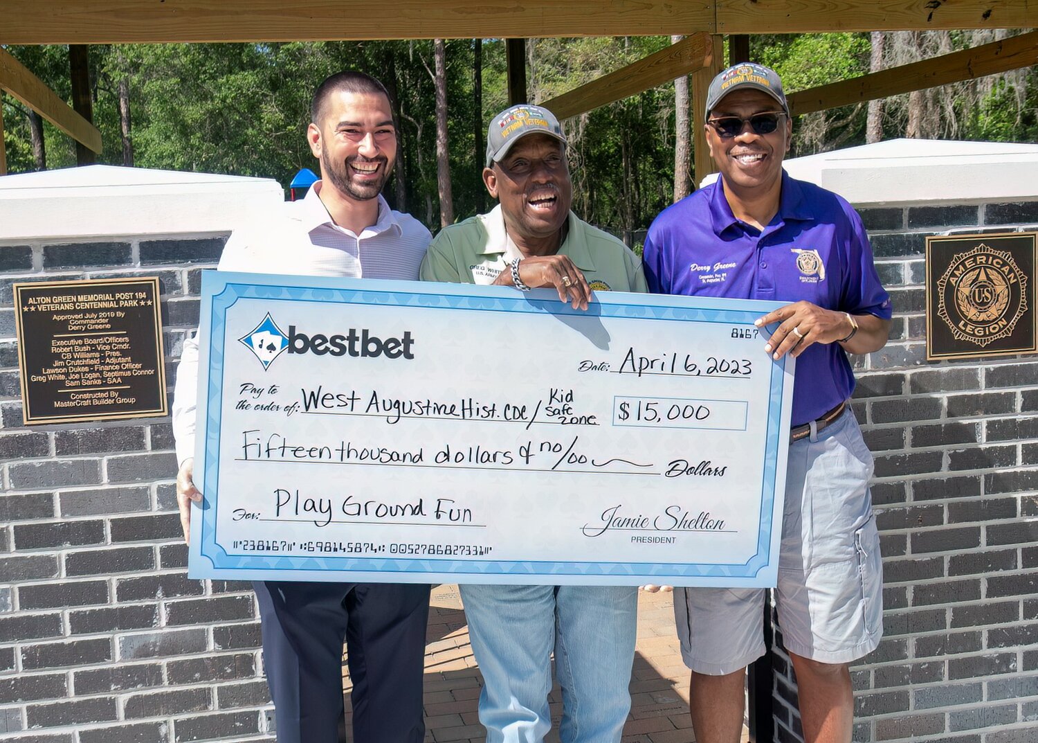 Pictured from left: bestbet Marketing Director Adam Hunt, Greg White and American Legion 194 Post Commander Derry Greene.
